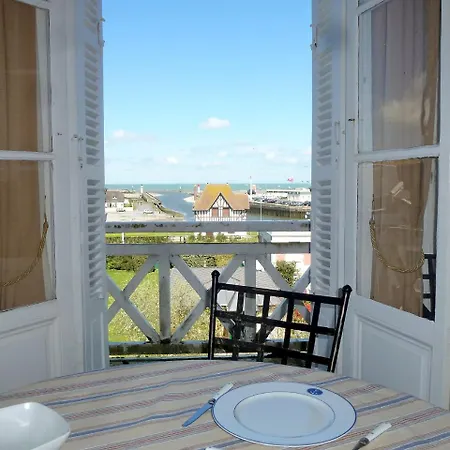 Apartment Studio Le Phare Deauville