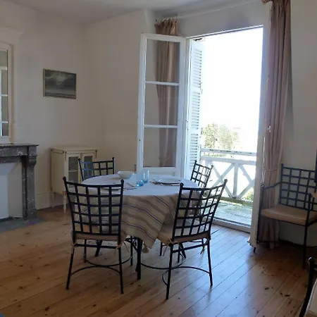 Studio Le Phare Apartment Deauville