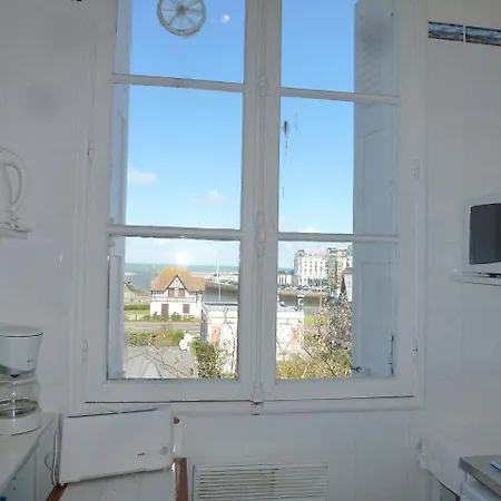 Studio Le Phare Apartment *