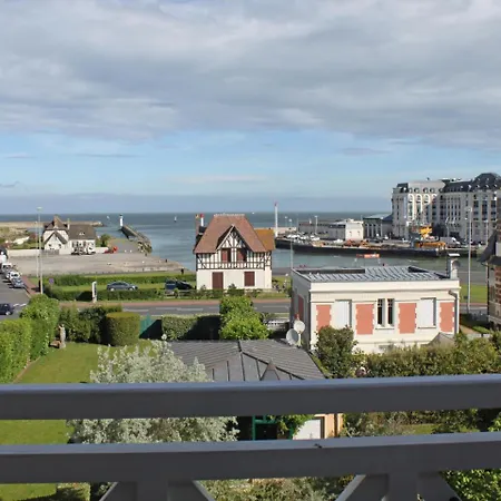 Apartment Studio Le Phare *